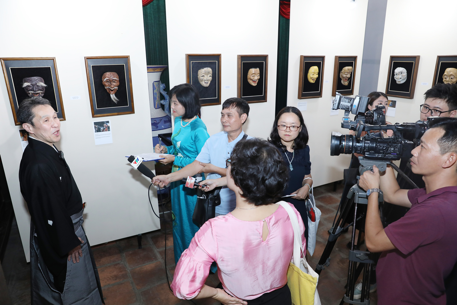 小笠原由祠能楽面展示会の画像１